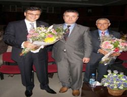 'haybeden Gerçek Üstü Konuşmalar' Adlı Oyun 19 Mayıs İlçesinde Sahnelendi