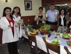 Hastalıkları Önlemek İçin 'alkali Çorbası' Üretti