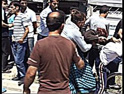 Öfkeli Adam, Ölümlü Kazada Genç Kadını Yumrukladı