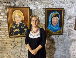 Vildan Küpeli, İkinci Kişisel Sergisini Abacıoğlu Hanı'nda Açtı