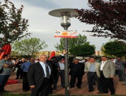 Nilüfer'de Parklar Güneş Enerjisi İle Aydınlatılacak