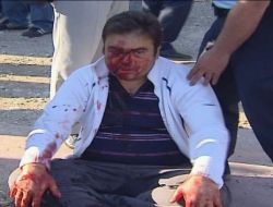 Muhtarın Öldürdüğü 4 Köylüyü Taşıyan Araca Gaspçı Çaptı, Cesetler Yola Saçıldı