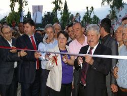 Yeniden Düzenlenen Işıklar Caddesi Açıldı
