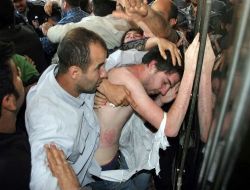 Hastanede Şerzan Gerginliği