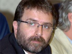 AHMET HAKAN'DAN, AKALIN'A GÖNDERME