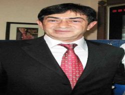 Oyuncu Turan Özdemir, Trafik Kazasında Ağır Yaralandı