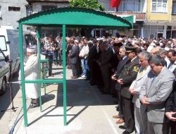 Yeniceliler, Hayatını Kaybeden Maden İşçilerini Son Yolculuğuna Uğurladı