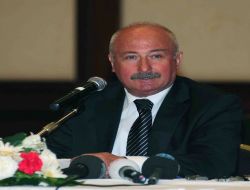 Vali Yüksel: Siyasete Atılmayacağım