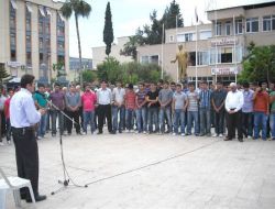 Demre'de Gençler Dualarla Askere Uğurlandılar