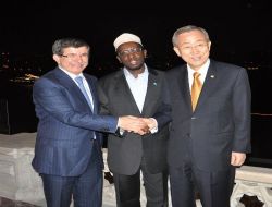 Dışişleri Bakanı Davutoğlu, BM Genel Sekreteri Moon Ve Somali Cumhurbaşkanı Ahmet Yemekte Buluştu
