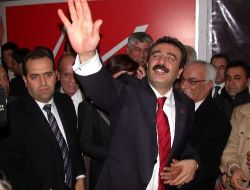 Baykal'ın Büyükşehir Adaylığından Çektiği Avukat Soner Çetin, Kılıçdaroğlu'nun Parti Meclisi'ne Girdi!