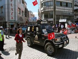 Atatürk'ün Geçtiği Mecidiye Caddesi, 45 Yıl Sonra '91.yıl' Anısına Trafiğe Açıldı