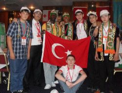 Parklardaki Hastalık Risklerini Araştıran Gençler Olimpiyatta İkinci Oldu