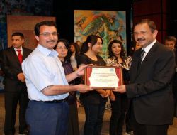 Kayseri'de Uluslararası Tiyatro Festivali'nde Ödüller Sahiplerini Buldu