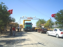 Öncüpınar Sınır Kapısı'nda Kaçakçılık