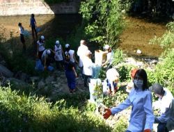 Bergama Meslek Yüksekokulu Öğrencileri, Selinos Deresini Temizledi