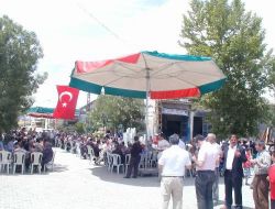Korkuteli'deki Birlik Yemeğine 5 Bin Kişi Katıldı