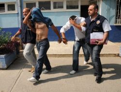 Genç Kıza Tecavüz Ettikleri İleri Sürülen İki Kişi Yakalandı