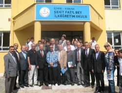 İzmir İl Emniyet Müdürü Yılmaz, Mezun Olduğu Okulun Pilav Gününe Katıldı
