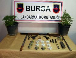 Kavga Eden Zanlıların Evinden Cephanelik Çıktı