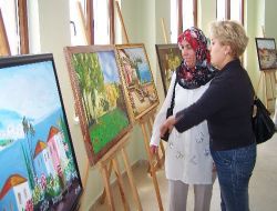 Kumlucalı Kursiyerler, Eserlerini Kulede Sergiledi