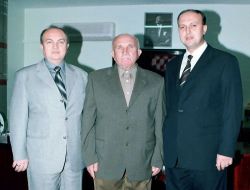 Küçükbay: Hizmet Bayrağını Daha Da Yukarıya Taşıyacağız