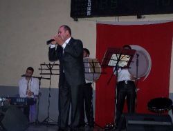 Ahlat'ta 'gönüller Güle Hasret'