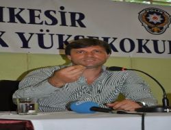 Bursaspor Teknik Direktörü Sağlam: Türk Halkı Şampiyonlar Ligi'nde Bizimle Gurur Duyacak!