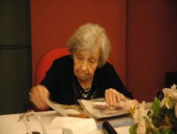 Türkiye'nin İlk Kadın Ortodontisti Ege'deydi