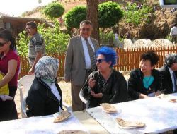 Tarihi Yesemek'te İkebana Sergisi