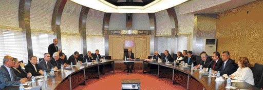 CHP'de 'EVET'çi Belediye Başkanı