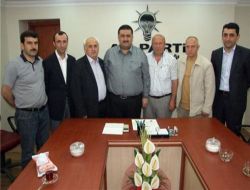 Muradiye Belediyesi Heyeti, Ak Parti Rize İl Başkanlığı'nı Ziyaret Etti