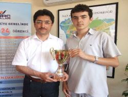 Tübitak Bilim Olimpiyatlarında Adana'yı Özel Burç Özgören Fen Lisesi Temsil Edecek