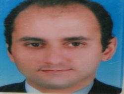 Eşiyle Kavga Edip Boğazını Kesti