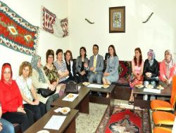 Evlilik Akademisi İlk Mezunlarını Verdi