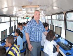 Ceyhan'da Öğrenciler, Mobil Bilişim Otobüsü İle Tanıştı