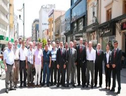 Türk Dizileri, Ürünlere İlgiyi Arttırdı hazır Giyim İhracatçıları Kuzey Afrika Ve Ortadoğu Pazarına Yöneldi!