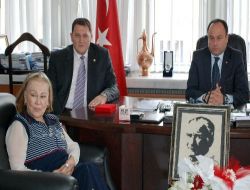 Adatepe: Atatürk, Kadınların Her Şeyi Başarabileceğine İnandığı İçin Kız Çocukları Evlat Ediniyordu
