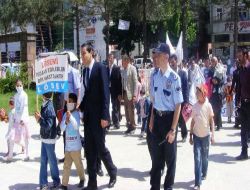 Tatvan'da Lösemili Çocuklar Yürüdü