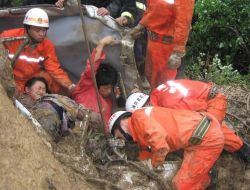 Çin'de Heyelan: 20 Ölü
