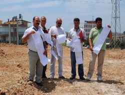 Tarihi Kiliseye Ait Taşlara Zarar Verildiğini İddia Eden Mahalle Sakinleri Eylem Yaptı