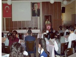 Karabük'te ''ortak Akıl Platformu" Öğrenci Çalıştayı Yapıldı