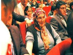 Devlet Övünç Madalyası Töreninde Şehit Annesi Gözyaşına Boğuldu