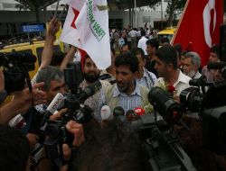 "Gemide 3 İsrail Askerini Esir Aldık, 2'is Korkudan Denize Atladı"