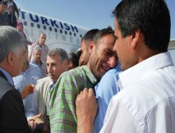 Şehidin Naaşının Adıyaman'a Getirilişinde Göz Yaşları Sel Oldu