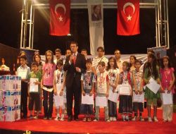 Özel Gülaydın Mirkelam İlköğretim Okulu Yılın Başarılı Öğrencilerini Ödüllendirdi