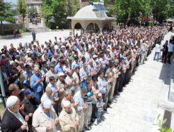 Şehit Yardımseverler İçin Afyonkarahisar'da Gıyabi Cenaze Namazı Kılındı