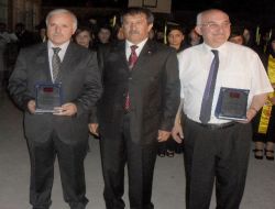 Oltu Anadolu Lisesi Dokuzuncu Mezunlarını Verdi