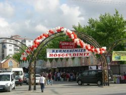 Kermesler Bafra'da Esnafın Yüzünü Güldürdü