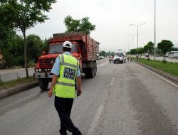 Kamyonun Çarptığı Yaya Öldü!